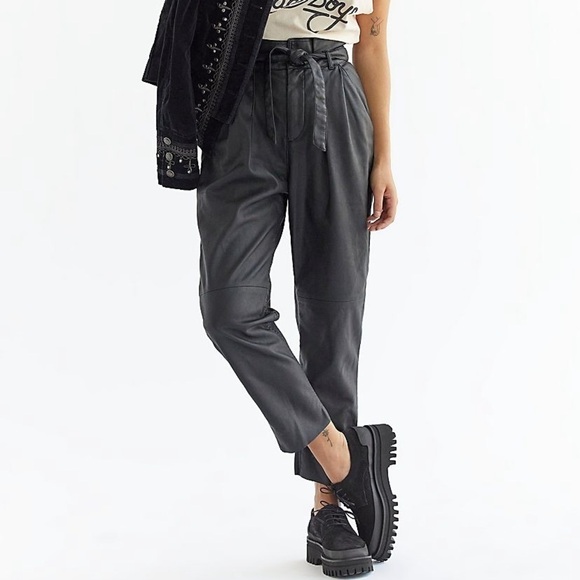 Free  people Nightfall Vegan leather paperbag waist crop trousers US 10 new - Picture 1 of 4